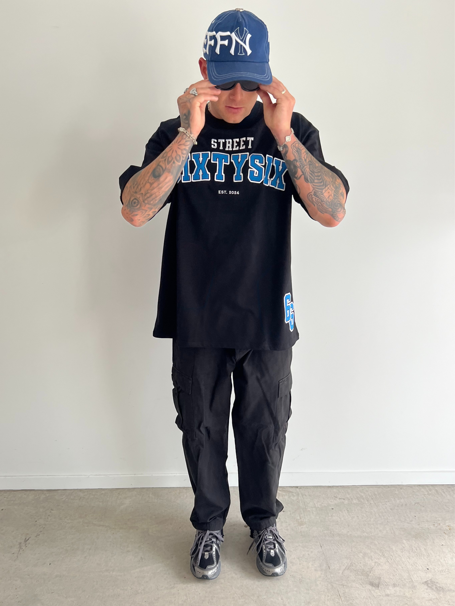 SS6 ESSENTIAL BLUE MESH TEE - BLACK
