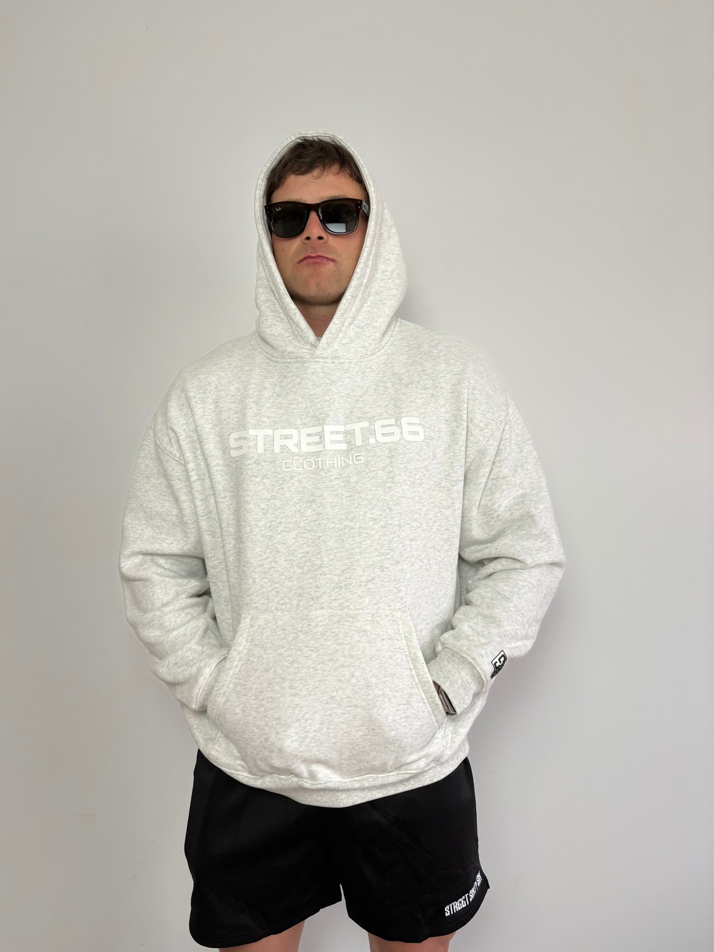 S66 ESSENTIAL HOODIE - GREY