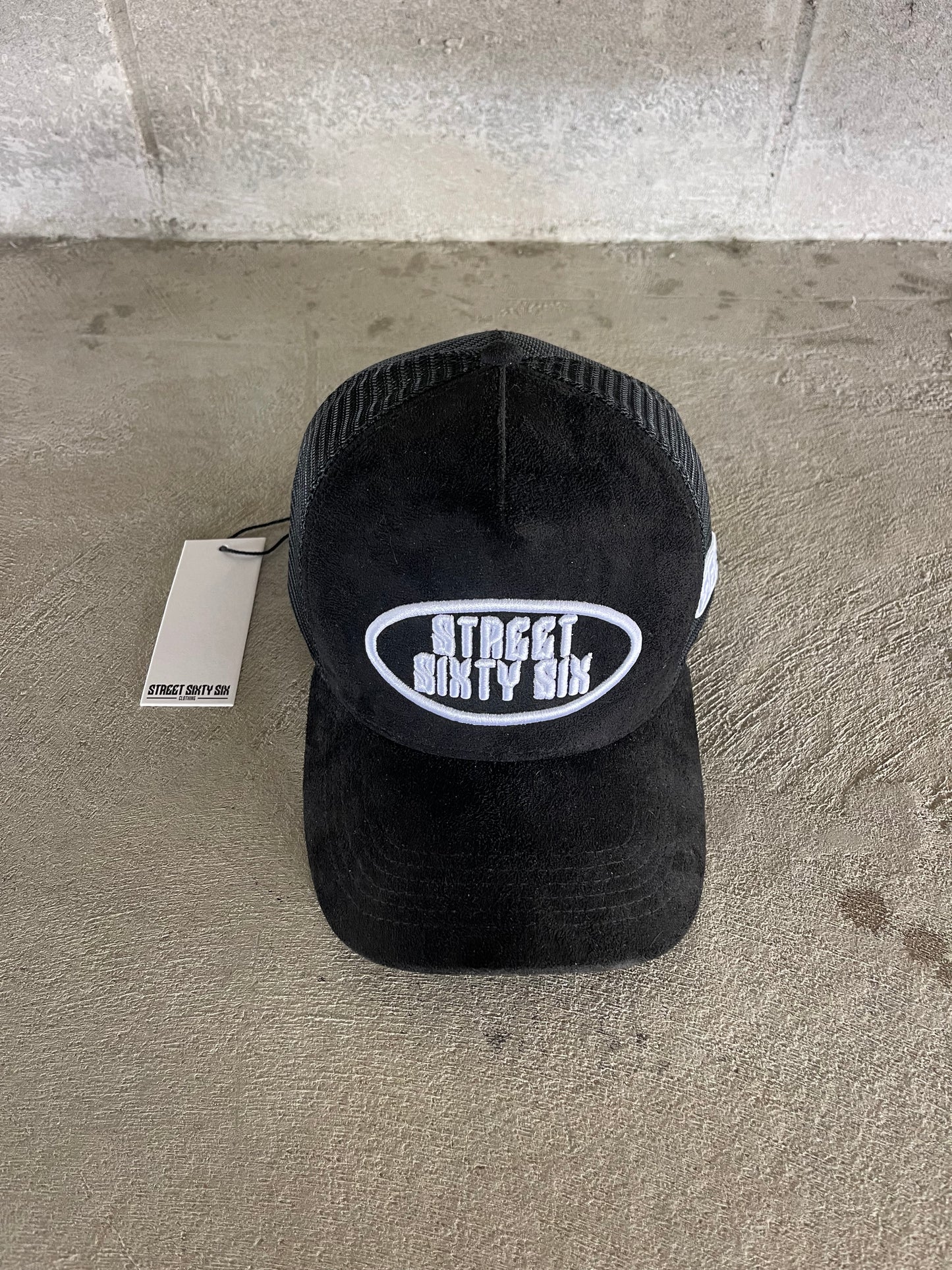 SS6 TRUCKER CAP - BLACK